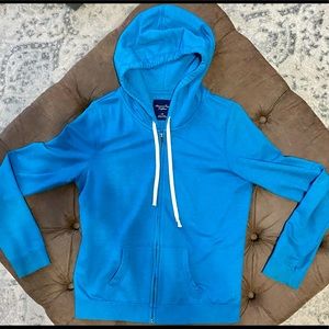 Women’s American Eagle Sweater